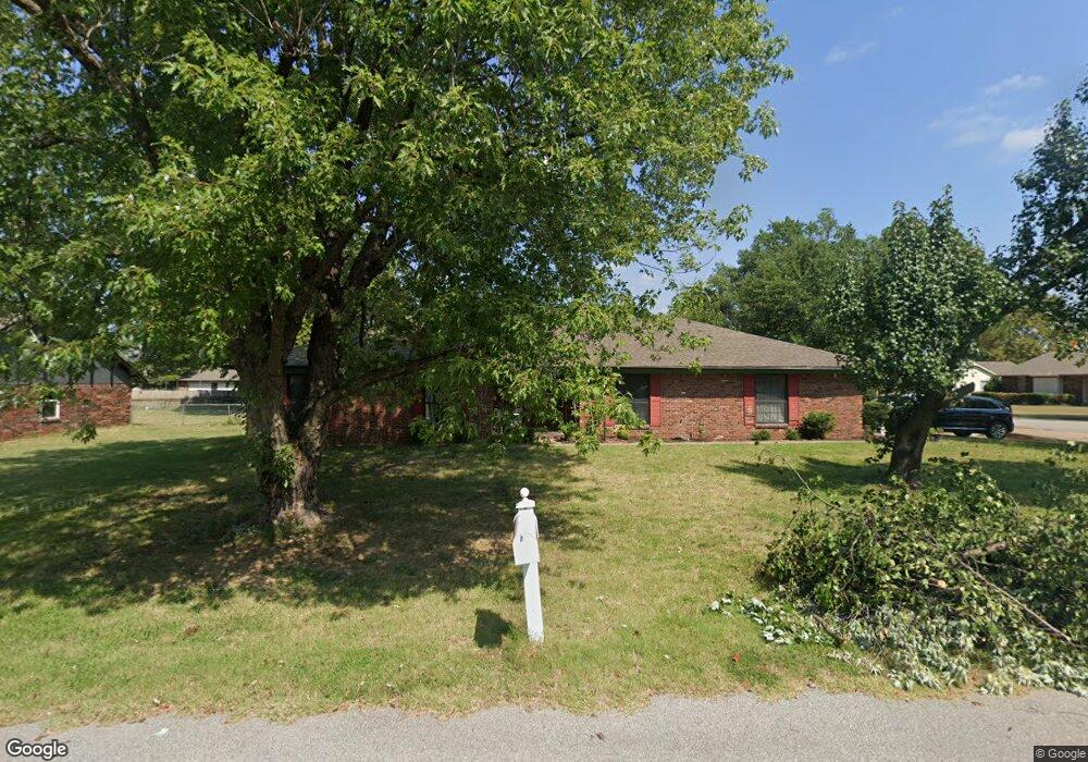 8313 S Hemlock Ave, Broken Arrow, OK 74011 - photo 1