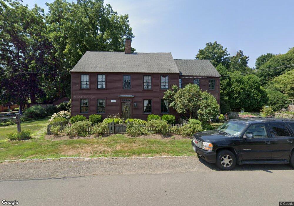 110 Elm St, Fairfield, CT 06824 - photo 1