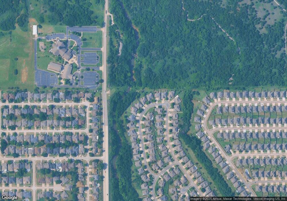 19909 Oakshire Dr, Edmond, OK 73012 - photo 1