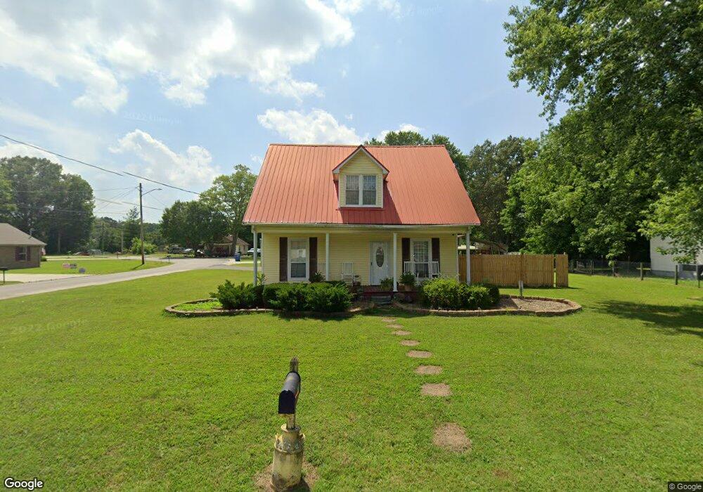 630 Woodrow St, Manchester, TN 37355 - photo 1