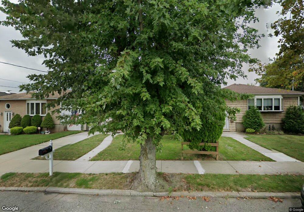 424 Lenevar Ave, Staten Island, NY 10309 - photo 1