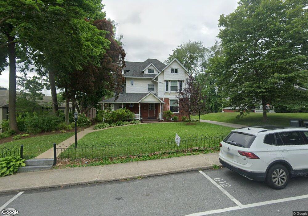 120 W Wayne Ave, Wayne, PA 19087 - photo 1