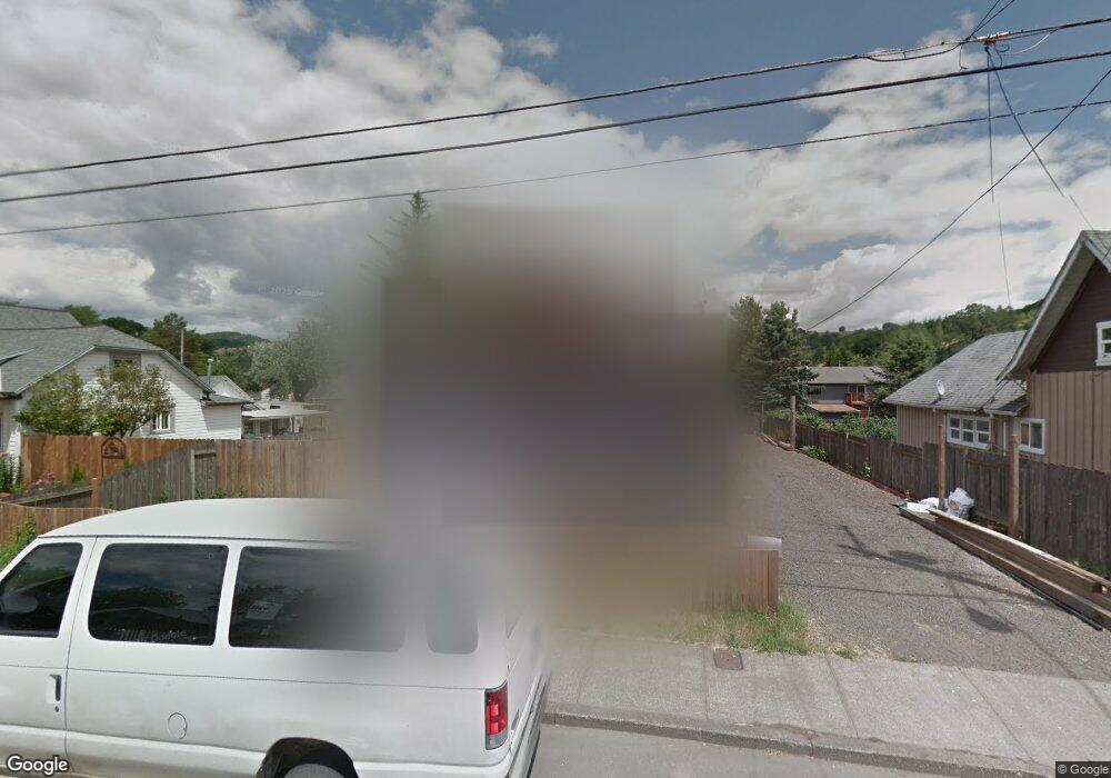 821 E Main St, Sheridan, OR 97378 - photo 1