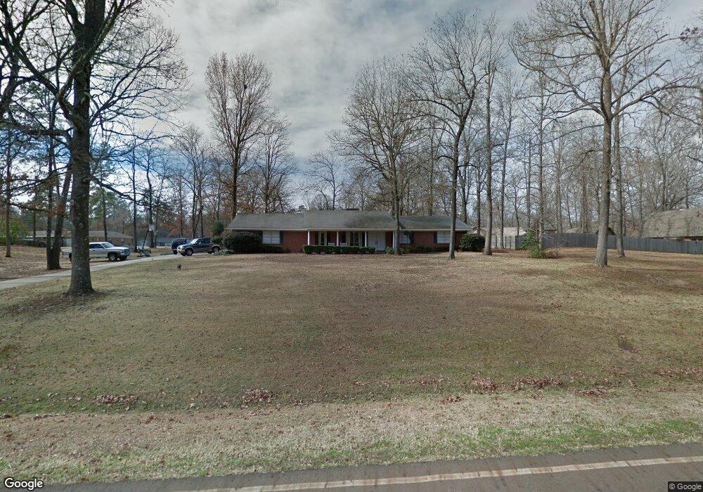 913 Clear Creek Dr, Texarkana, TX 75503 - photo 1