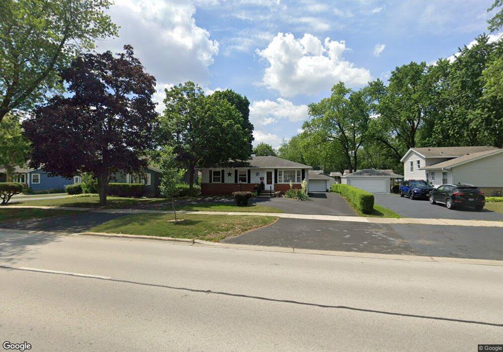 2205 Kirchoff Rd, Rolling Meadows, IL 60008 - photo 1