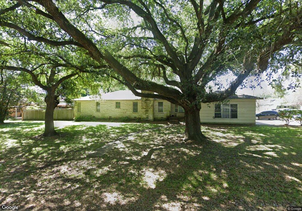 802 8th St, Bay City, TX 77414 - photo 1