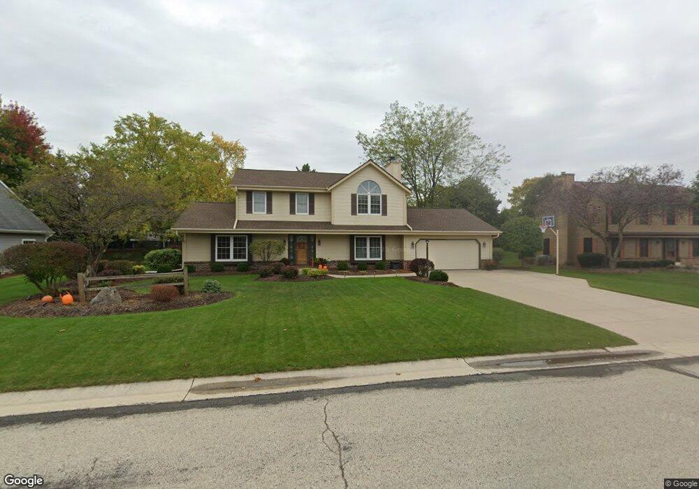 N102W15955 Flintlock Trail, Germantown, WI 53022 - photo 1