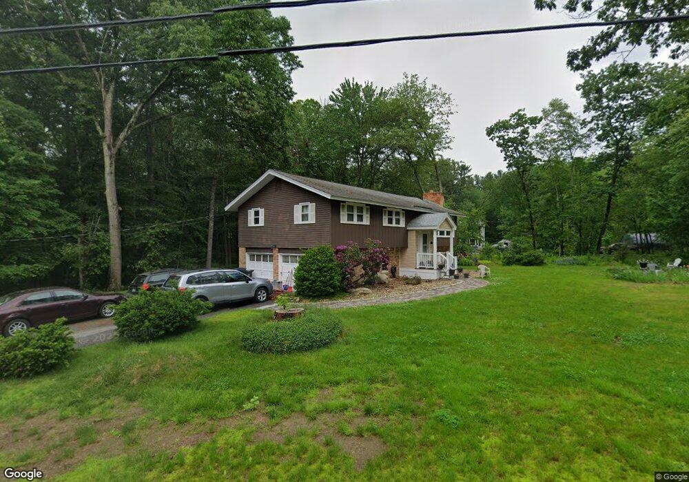 23 Cortland St, Londonderry, NH 03053 - photo 1