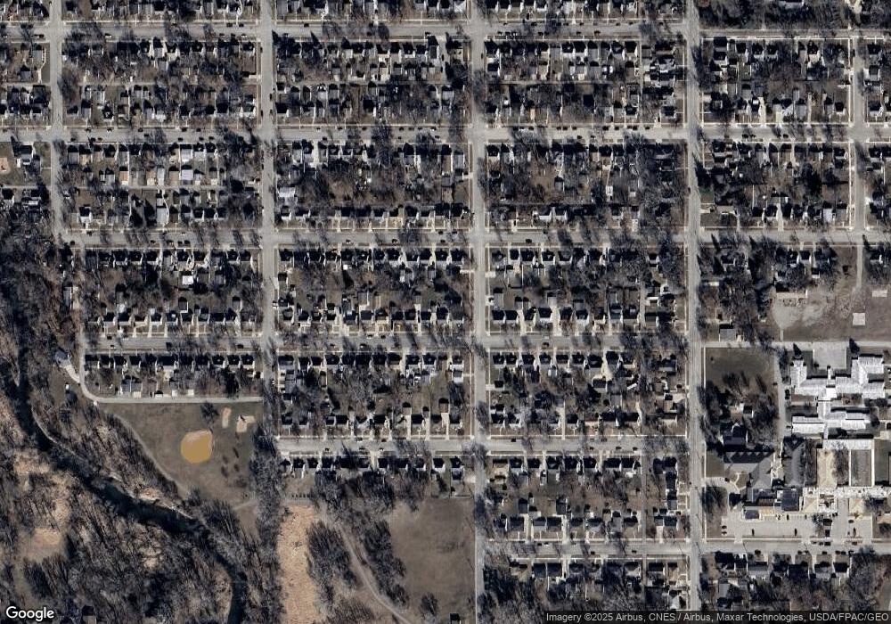 702 13th Ave SW, Austin, MN 55912 - photo 1