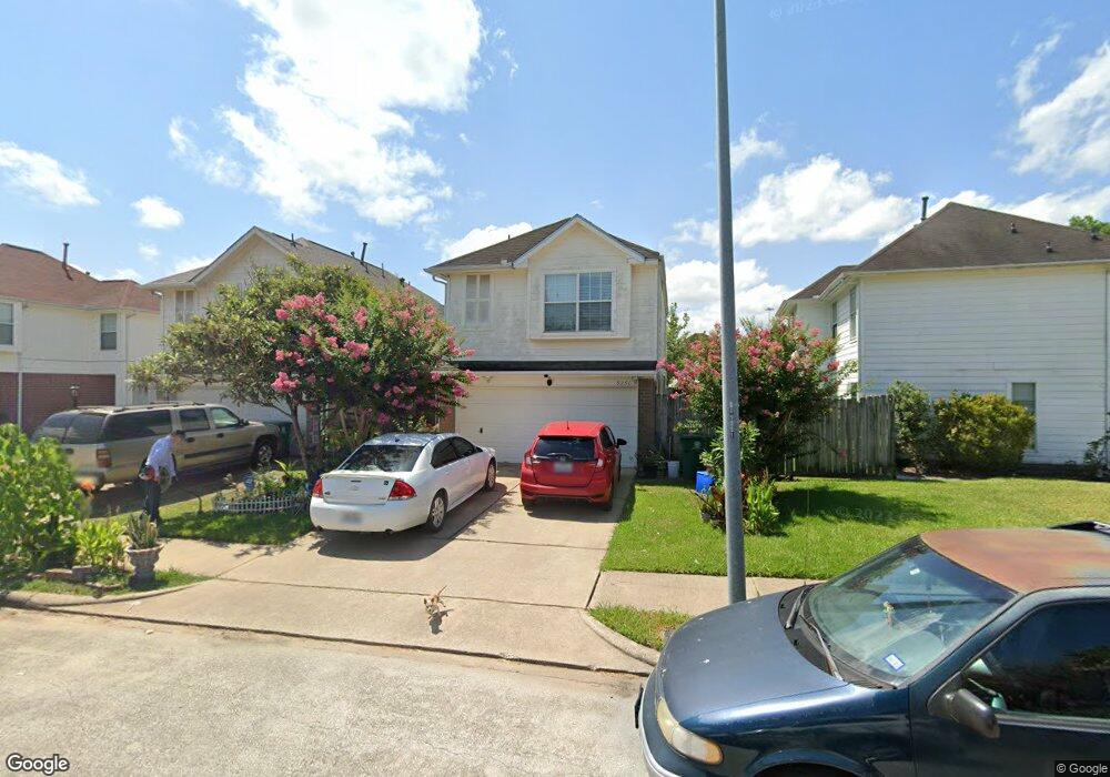 9266 Kingsflower Cir, Houston, TX 77075 - photo 1