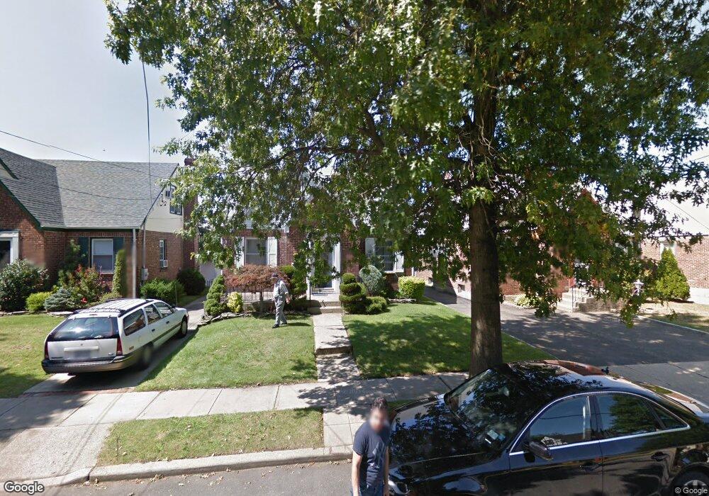 158 Madison St, Franklin Square, NY 11010 - photo 1