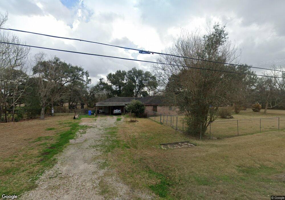 6811 Cemetary Rd, Manvel, TX 77578 - photo 1