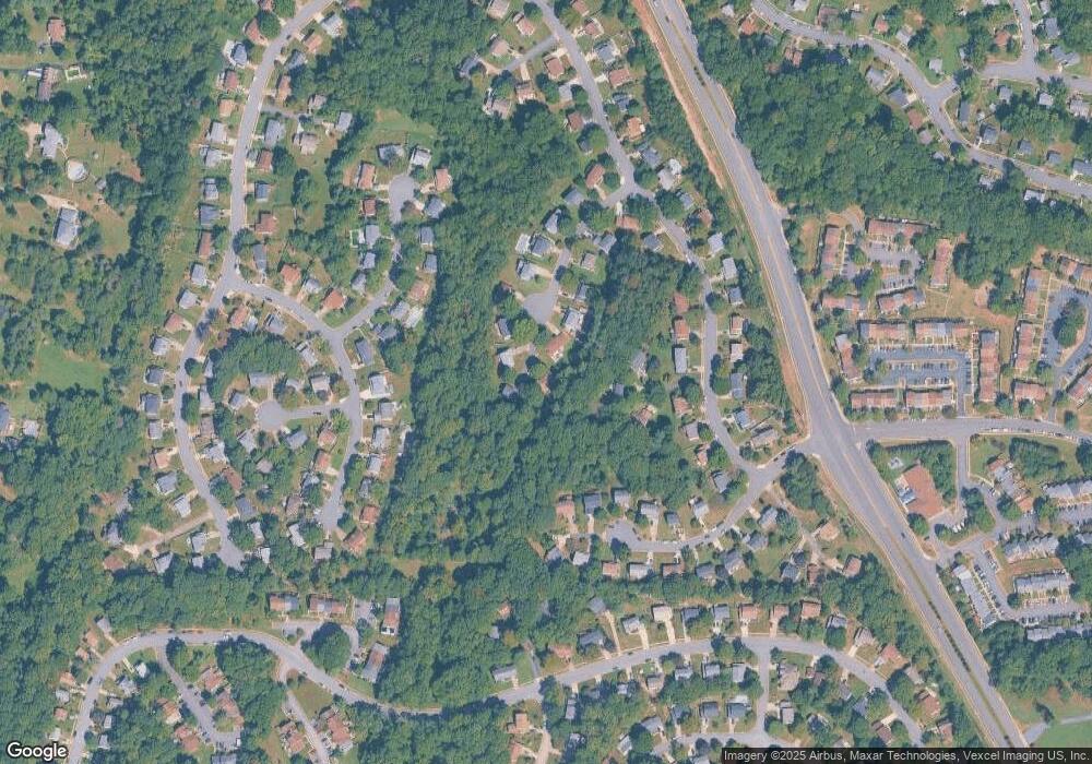 4697 Abbott Ct, Woodbridge, VA 22193 - photo 1