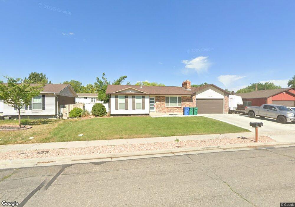 12728 S Gilbert Dr, Riverton, UT 84065 - photo 1
