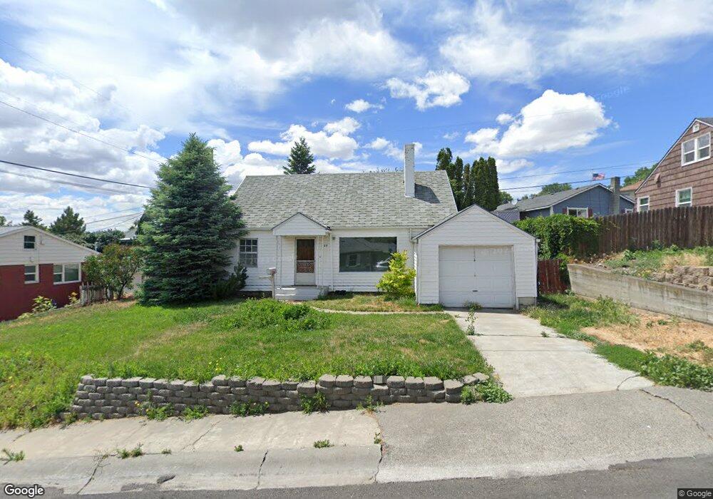 639 NW 9th St, Pendleton, OR 97801 - photo 1