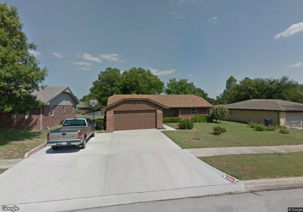 1740 Hawkins St, Ardmore, OK 73401 - photo 1