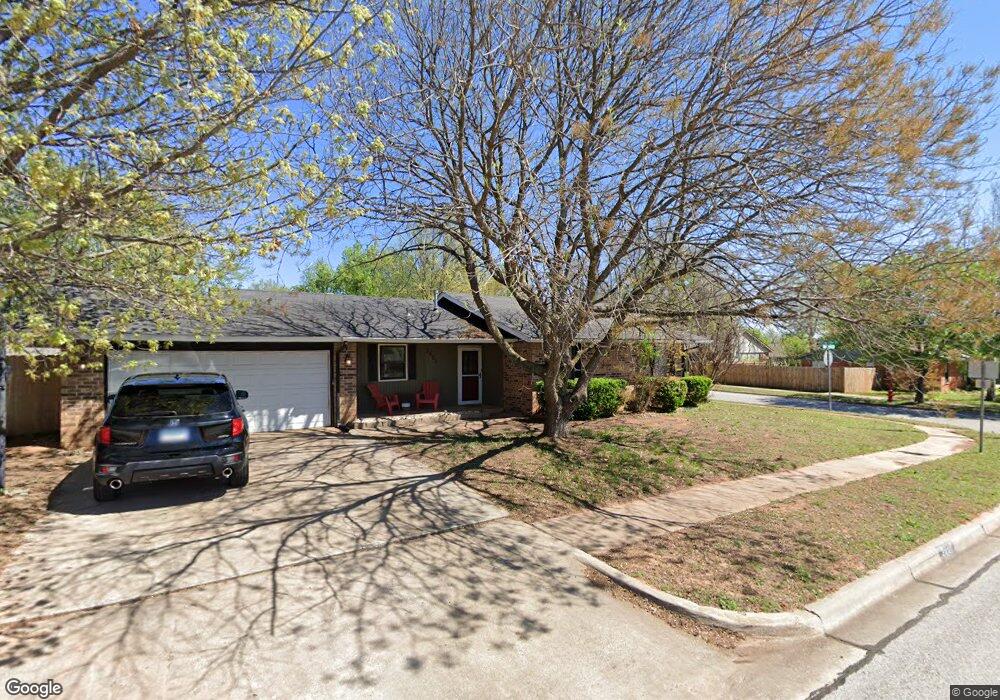 3601 Black Hawk Dr, Norman, OK 73072 - photo 1