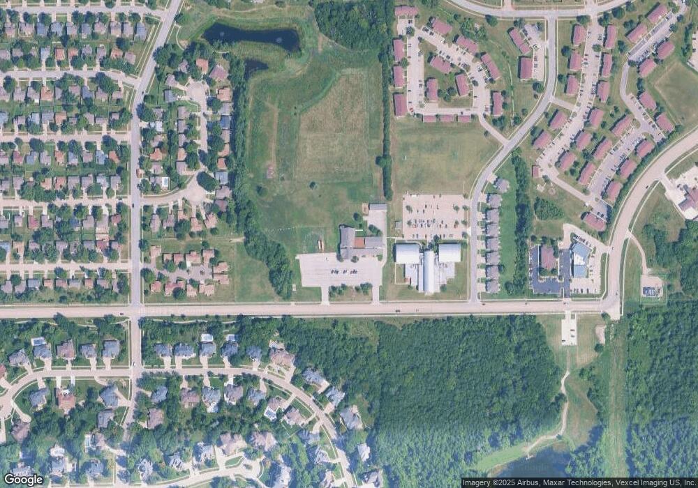 5440 SW 37th St, Topeka, KS 66614 - photo 1