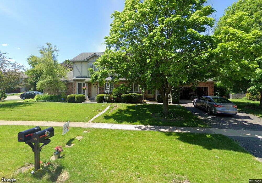 571 Viking Dr, Batavia, IL 60510 - photo 1