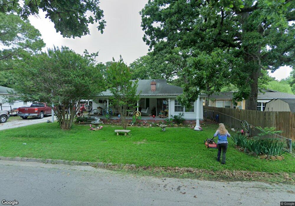 1128 A St SE, Ardmore, OK 73401 - photo 1