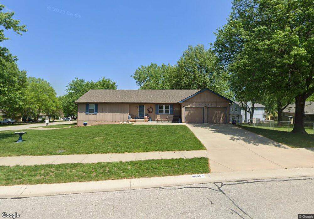 10595 Hauser St, Lenexa, KS 66215 - photo 1