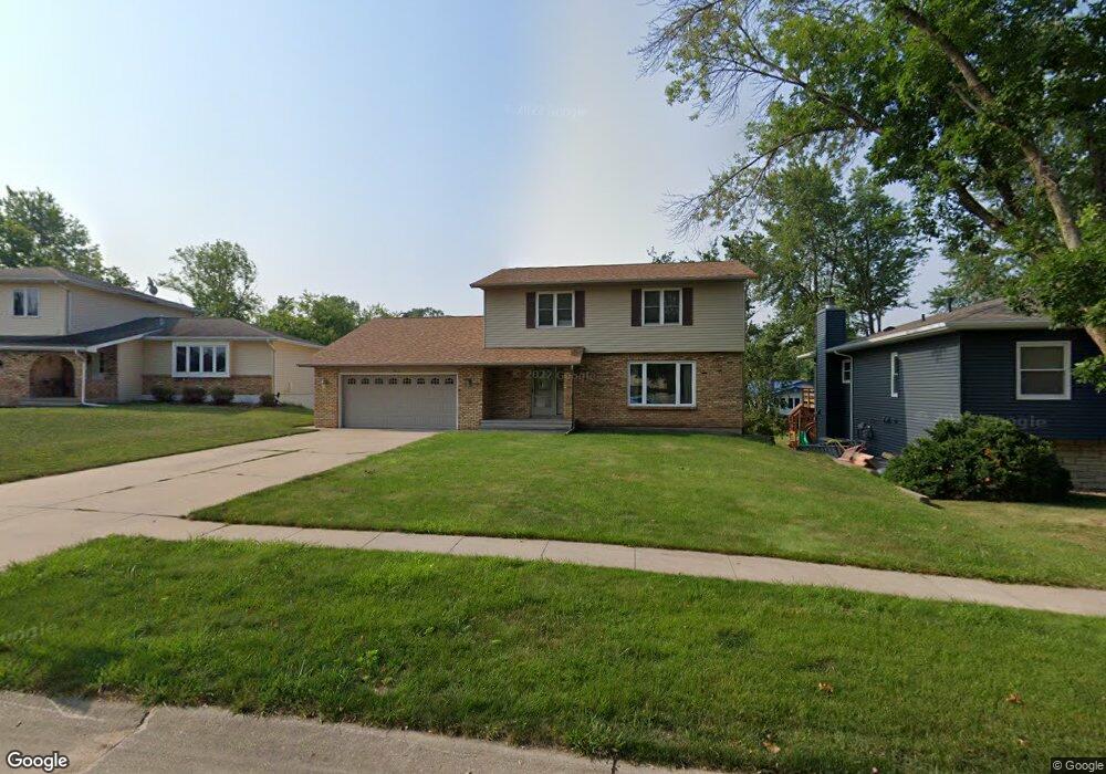 3511 Swallow Ct NE, Cedar Rapids, IA 52402 - photo 1