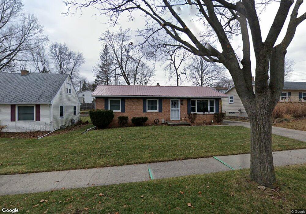 5234 Tulip Ave, Lansing, MI 48911 - photo 1