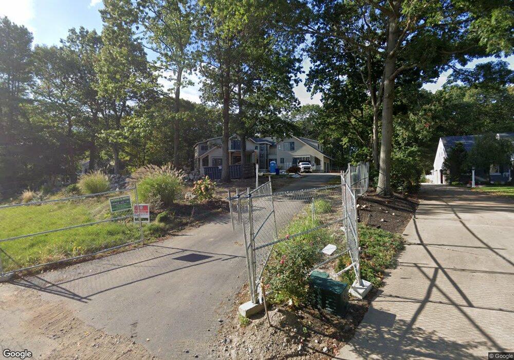 21 Countryside Ln, Milton, MA 02186 - photo 1