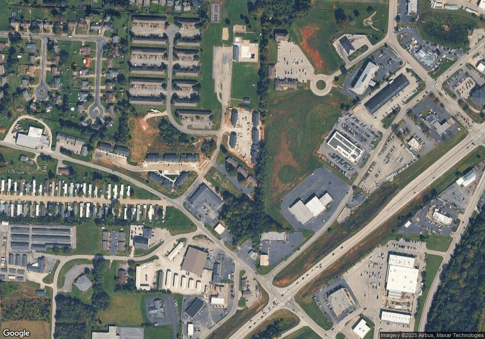 524 Fox Chase Ct, Corydon, IN 47112 - photo 1