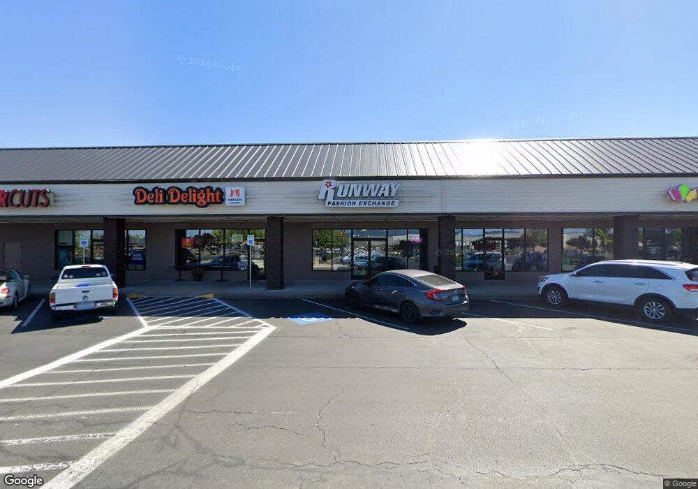 2358 Poplar Dr, Medford, OR 97504 - photo 1