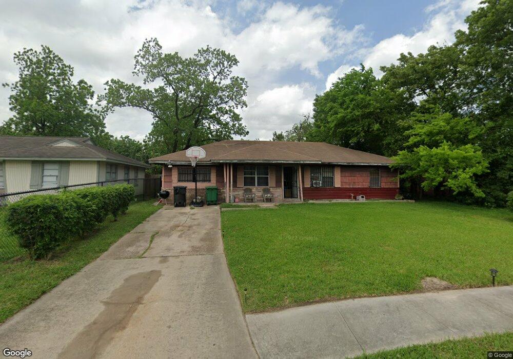 7325 Langley Rd, Houston, TX 77016 - photo 1