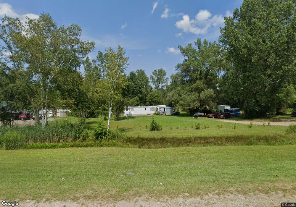 5174 W Saginaw Rd, Vassar, MI 48768 - photo 1