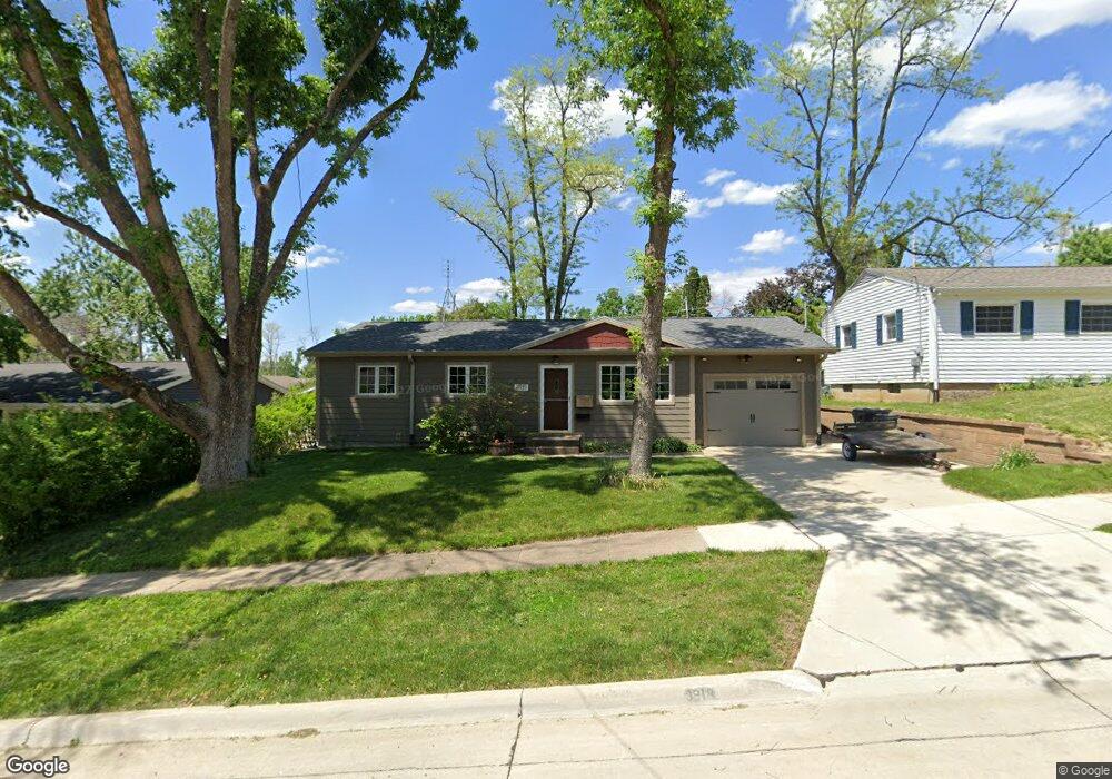 3918 14th Ave SE, Cedar Rapids, IA 52403 - photo 1