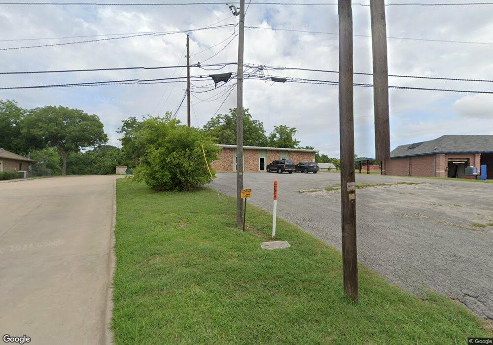 3231 Woodlawn Blvd, Denison, TX 75020 - photo 1