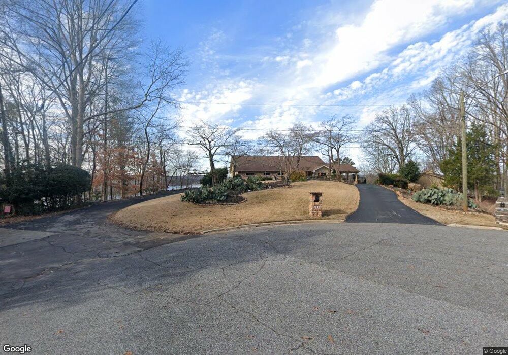 716 Mountain View Cir, Gainesville, GA 30501 - photo 1