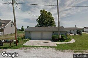 104 W 6th St, New Berlin, IL 62670
