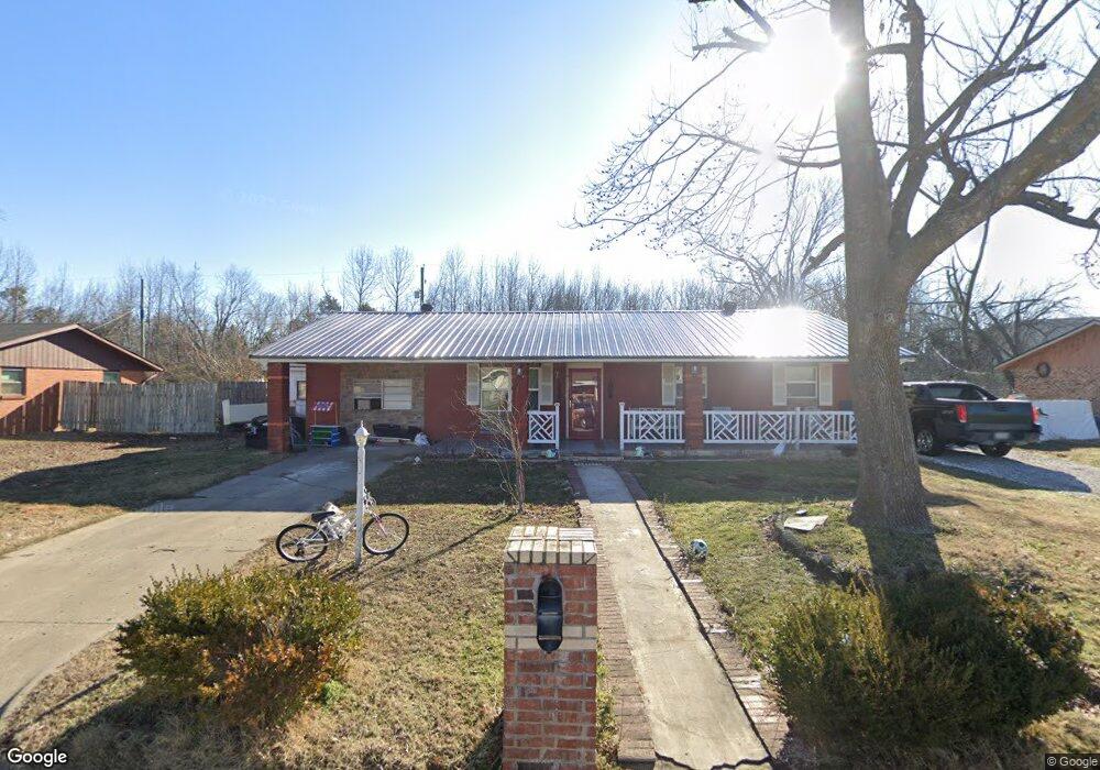 2219 Beacon Circle Dr, Rogers, AR 72758 - photo 1