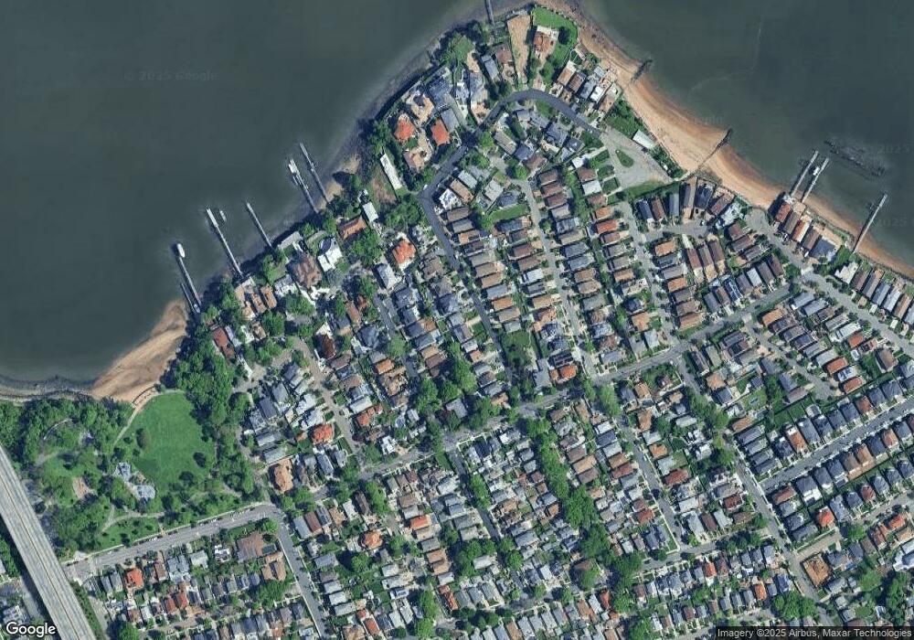 240 149th St, Whitestone, NY 11357 - photo 1