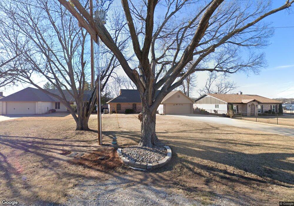 922 Thelma Dr, Granbury, TX 76049 - photo 1