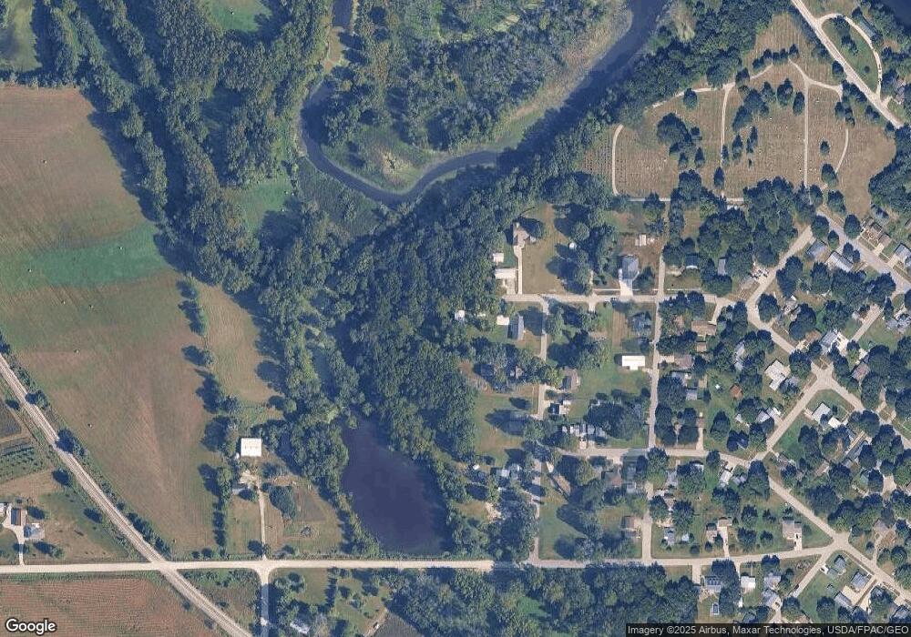 403 S Albright St, Shell Rock, IA 50670 - photo 1