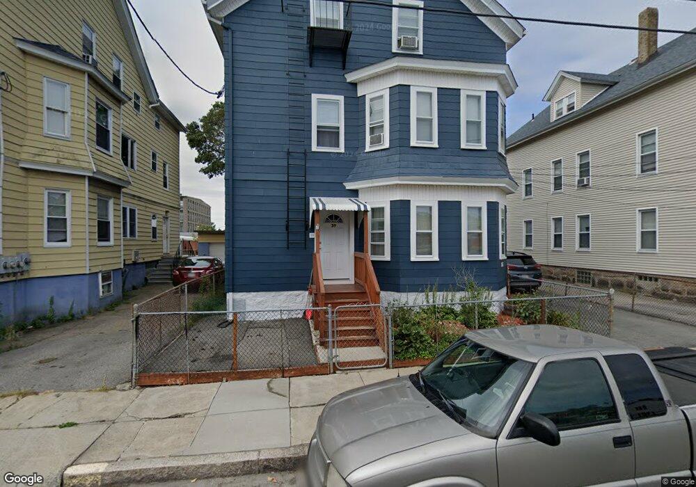 39 Massasoit St, Fall River, MA 02723 - photo 1