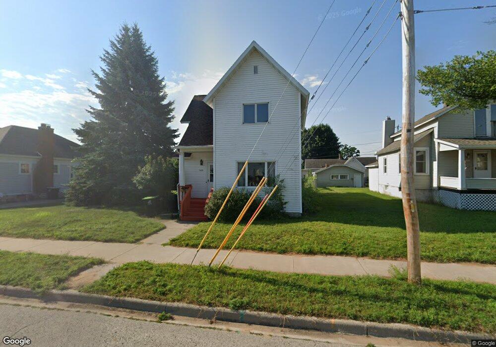 1413 11th Ave, Menominee, MI 49858 - photo 1