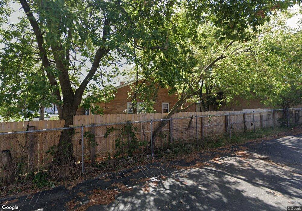 20 Prairie Ave, Waukegan, IL 60085 - photo 1