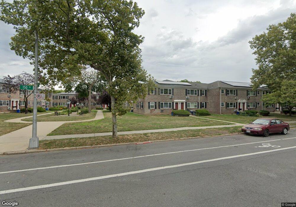 68-41 150th St unit 325A, Flushing, NY 11367 - photo 1