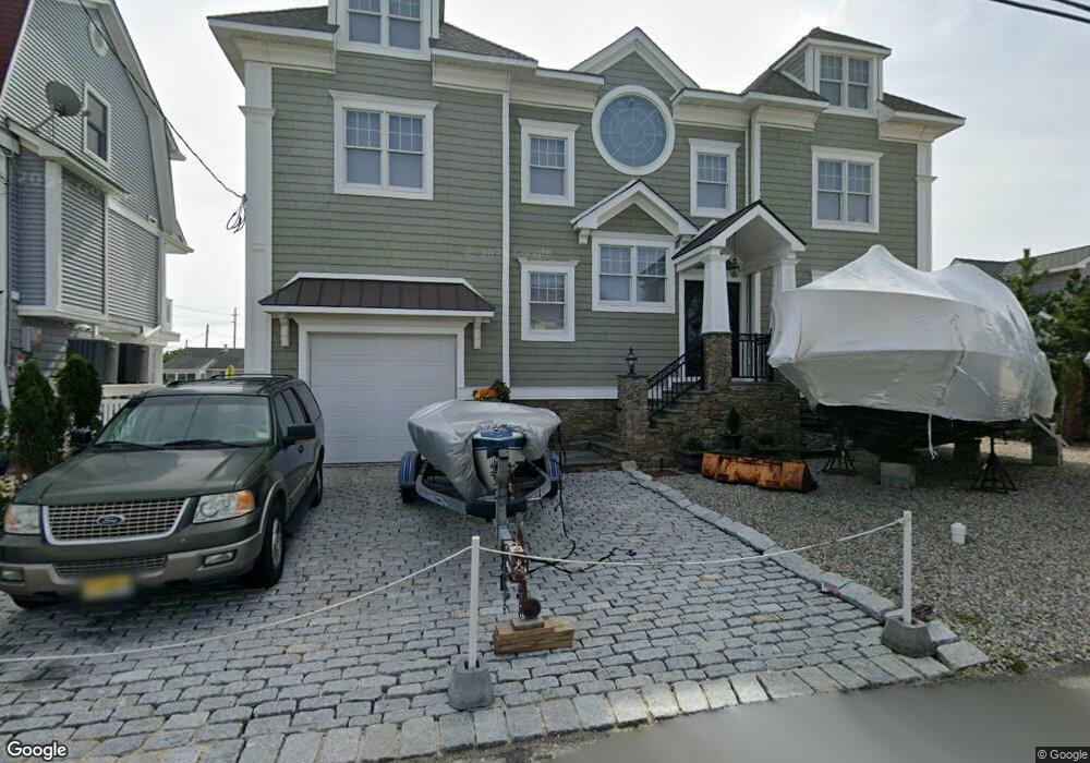 305 Cutter Ln, Mantoloking, NJ 08738 - photo 1