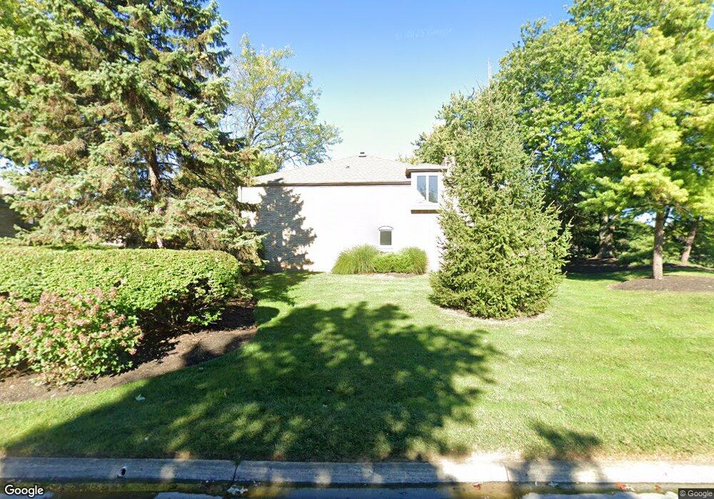 4613 Sandringham Dr, Columbus, OH 43220 - photo 1