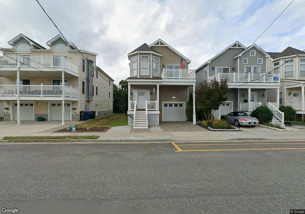 416 W Youngs Ave, Wildwood, NJ 08260 - photo 1