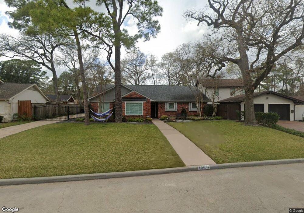 13022 Queensbury Ln, Houston, TX 77079 - photo 1