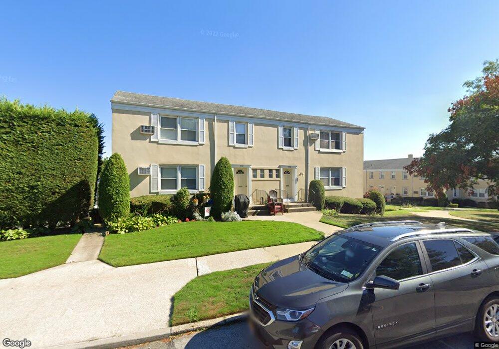 7107 252nd St unit 197B, Bellerose, NY 11426 - photo 1