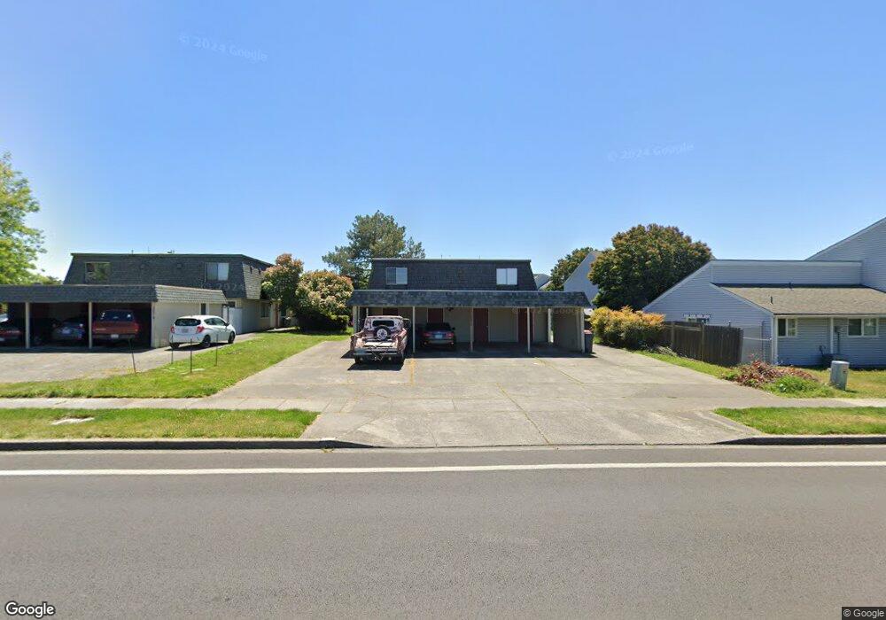 2056 Brookhurst St unit 1-4, Medford, OR 97504 - photo 1